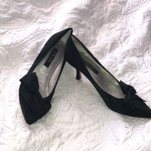 Vintage kitten heels